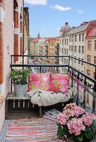 Маленький балкон